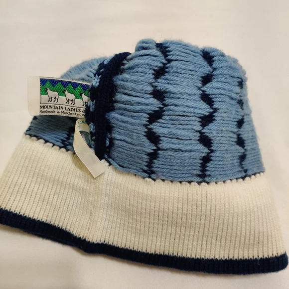 Mountain Ladies & Ewe Wool Handmade Beanie - Picture 5 of 6